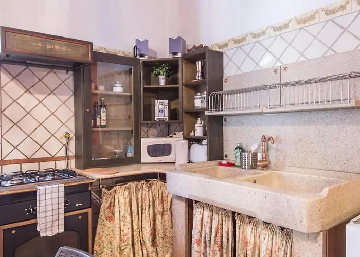 Luxury Spanish Steps Apartment